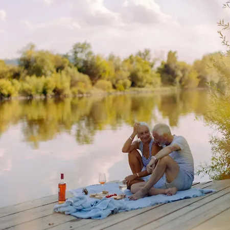 אתר קמפינג Azur *